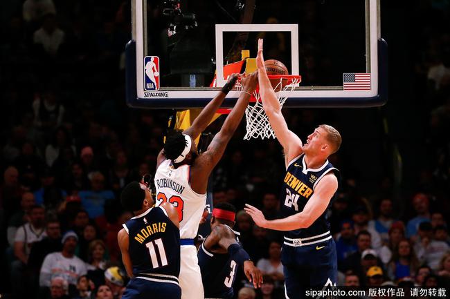  活塞新秀艾维25+10，险胜尼克斯  